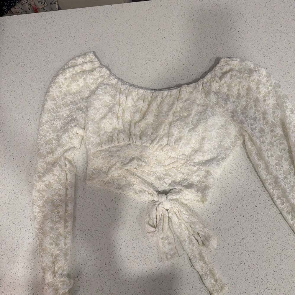 Beyond The Radar Women's Floral Lace Tie Back Long Sleeve Top